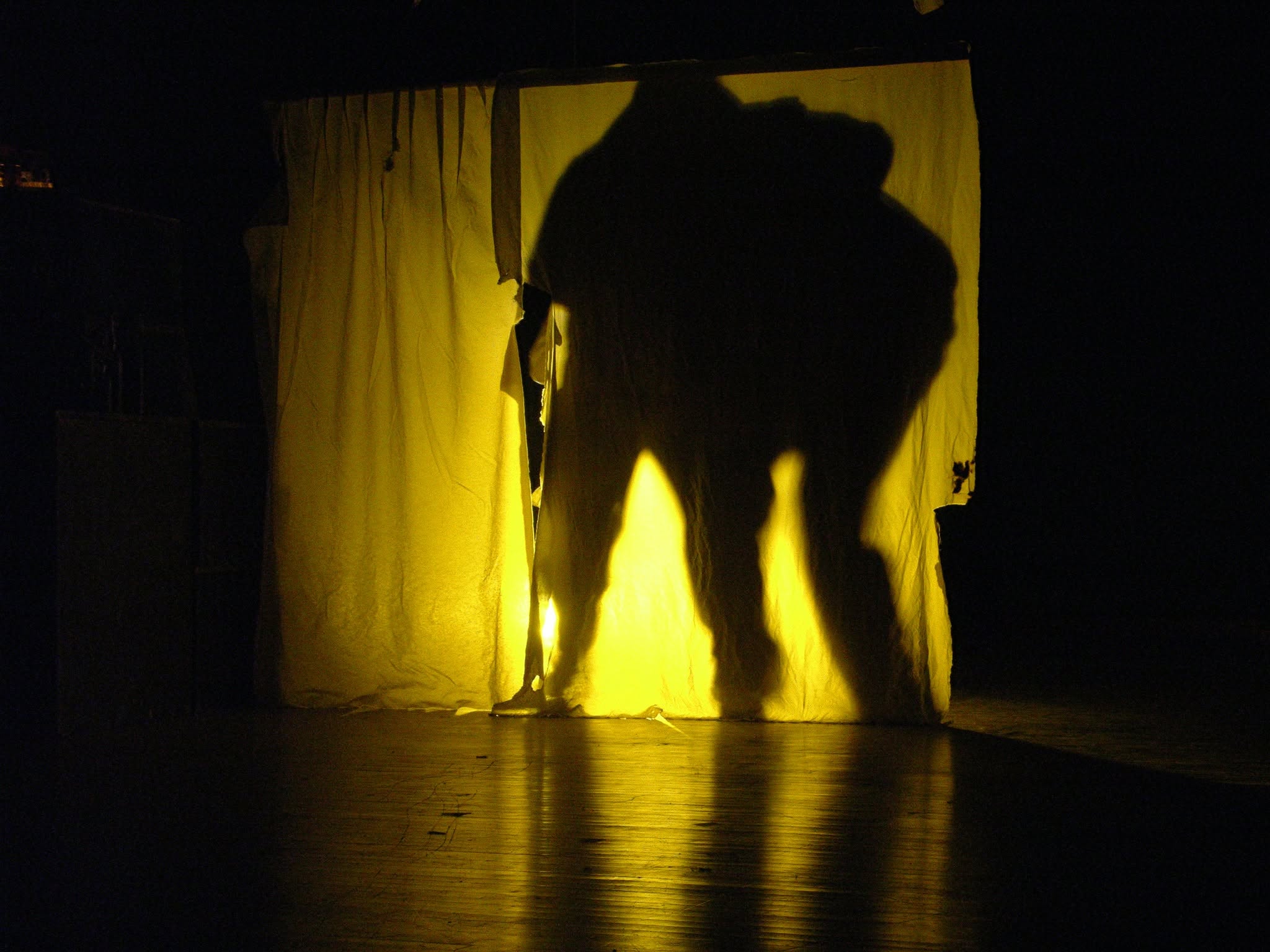 Frankenstein production photograph 6